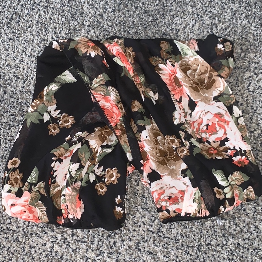 Strapless crop top